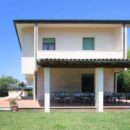 Mauro Villa Forte dei Marmi